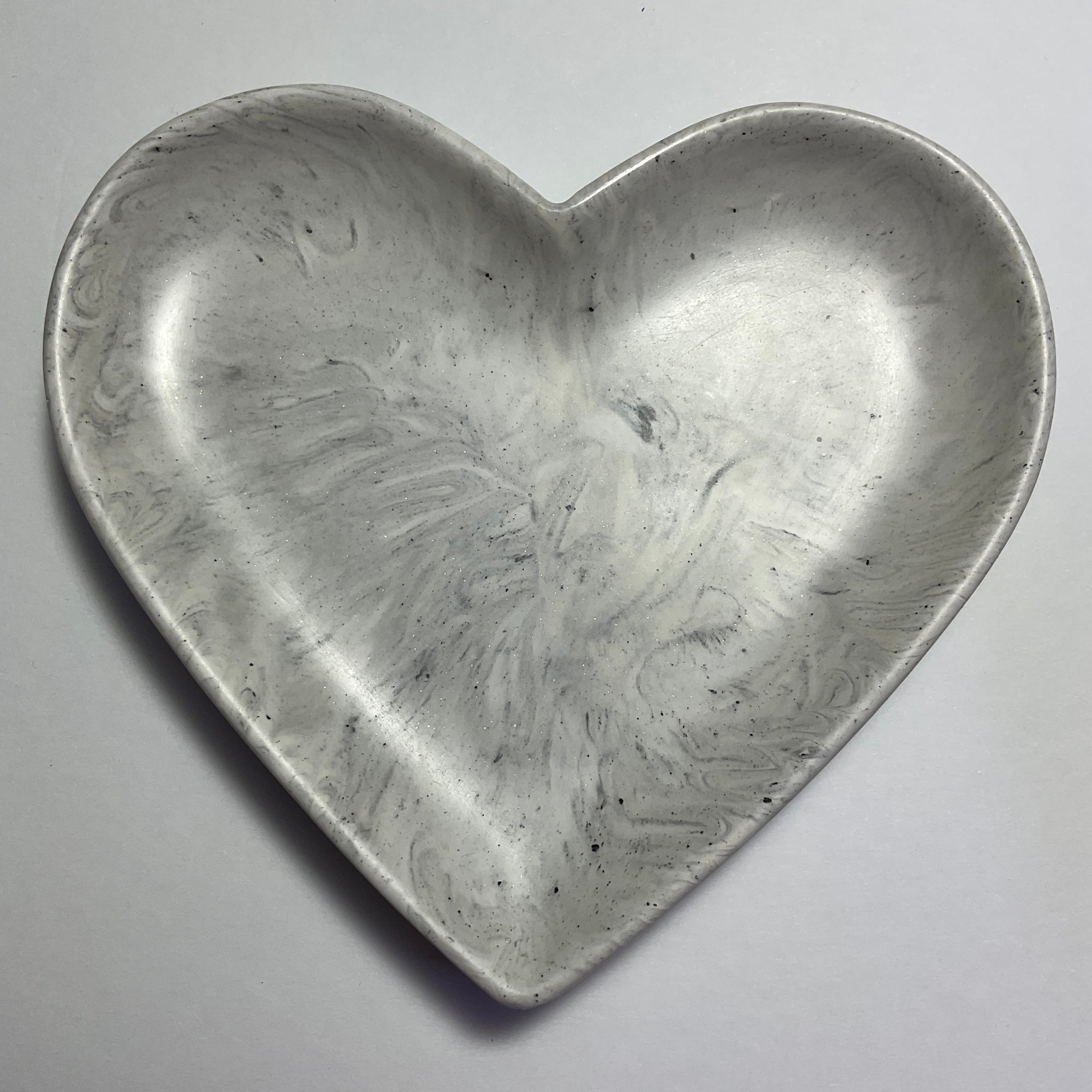 Heart tray neutral marble